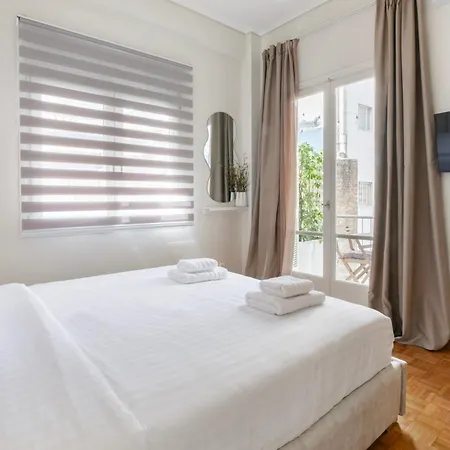 Acropolis Rhea Apartment *